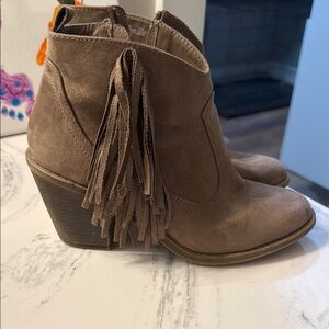 Faded Glory Tan Fringe Heeled Boots
